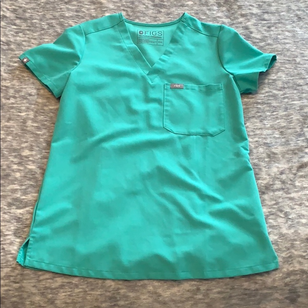 FIGS Scrub Top